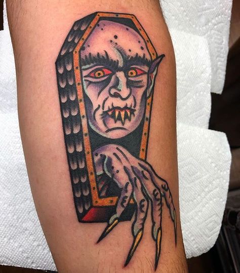 Halloween Leg Sleeve, Nosferatu Tattoo, American Traditional Leg Sleeve, Best Traditional Tattoos, Traditional Leg Sleeve, Traditional Tattoo Halloween, Tennessee Tattoo, Halloween Tattoo Flash, Vampire Tattoo