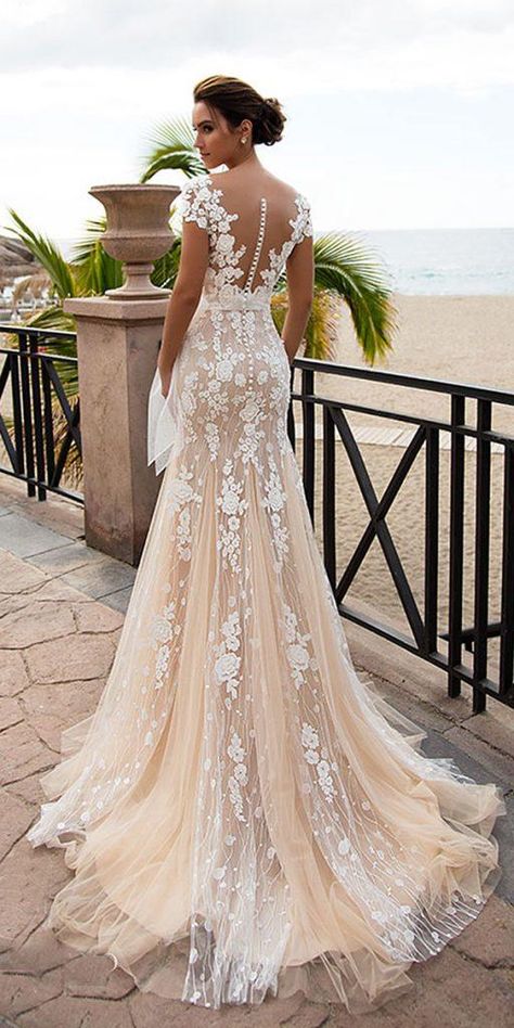 Nora Naviano Wedding Dresses For Charming Style | Wedding Dresses Guide Wedding Dress Rose Gold, Wedding Dress Rose, Rose Gold Wedding Dress, Dress Rose Gold, Rose Gold Lace, Young Wedding, Wedding Brand, Gold Wedding Dress, Wedding Dress Guide