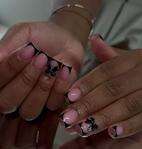 Valentine Nails Inspo Short, Short Acrylic Nails No Charms, Polka Dots Nails Design, Pink And Black Nail Art Designs, Short Nail Designs Pink And Black, Black Short Nails With Charms, January Nail Designs Simple Short, Short Square Acrylic Nails Designs Black, Short Nails For New Years