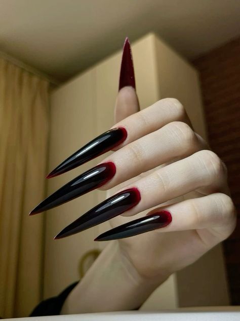 Long Sharp Nails, Night Nails, Halloween Nails Diy, Bedroom Wall Decoration, Sharp Nails, Punk Nails, Gothic Nails, Claw Nails, Goth Nails