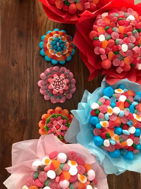 Gummy Candy Bouquet, Food Bouquet, Curly Hair Photos, Rope Crafts Diy, Rope Crafts, Candy Bouquet, Candy Buffet, Gummy Candy, Party Time