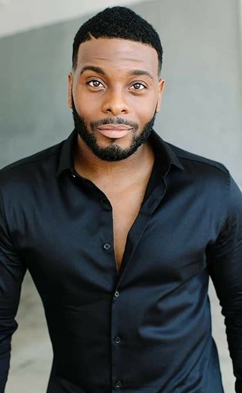 Pastor Kel Mitchell  (December 2019) Kel Mitchell, Kenan And Kel, A Goofy Movie, Chocolate Men, Goofy Movie, Fine Black Men, Feminine Art, Men's Outfits, It's Raining