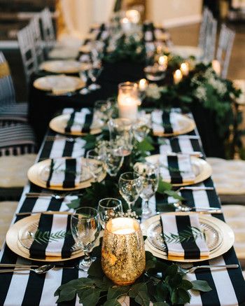 black and white wedding table setting Black And White Stripe Tablecloth, Black And White Striped Table Decor, Black White Gold Table Decorations, Black White And Gold Birthday Decoration, Black And White Centerpieces For Party, Black And Gold Table Decor, Black And Gold Tablescape, Black And White Tablescapes, Black And White Decorations