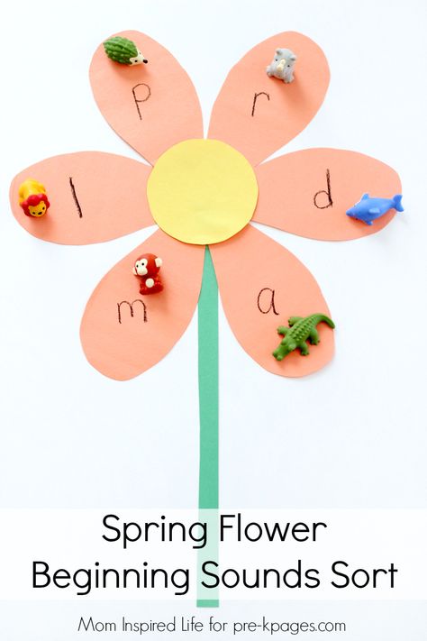 Spring Beginning Sounds Activity. A fun, hands-on activity to help your preschool or kindergarten kids learn to identify beginning sounds. - Pre-K Pages Plant Activities Preschool, Spring Reading Activities, Spring Literacy Activities, Language Activities Preschool, Preschool Language Arts, Spring Theme Preschool, Literacy Activities Preschool, Pre K Pages, Plant Activities