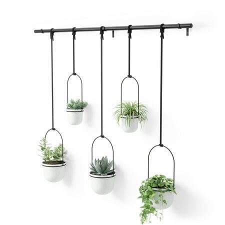 Artificial hanging plants