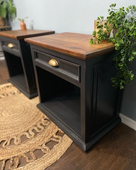 Floating Nightstand Ideas, Modern Floating Nightstand, Hype Beast Bedroom, Furniture Makeover Inspiration, Black Painted Furniture, Nightstand Ideas, Diy Furniture Flip, Revamp Furniture, Rustic Nightstand