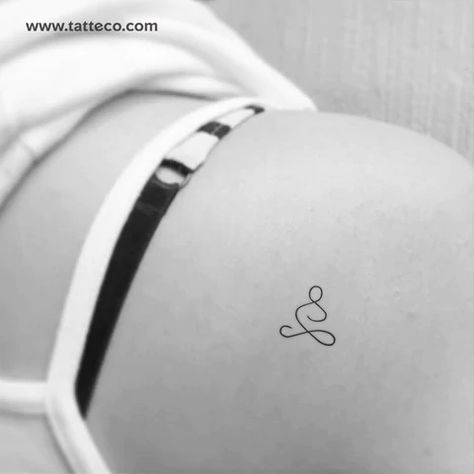 Small Yoga Tattoo Ideas, Be Calm Tattoo, Minimalist Universe Tattoo, Minimalist Yoga Tattoo, Small Spiritual Tattoos Universe, Calm Tattoo Symbol, Meditate Tattoo, Meditation Tattoo Spirituality, Meditation Tattoos For Women