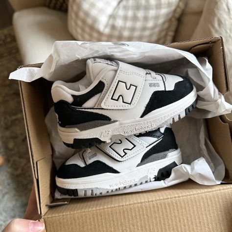 Cutest toddler boy shoes Boy Shoes Jordans, Boy Shoes Aesthetic, Shoes Sims 4 Cc, Toddler Shoes Boys, Baby Shoes Boy, Baby Bot, New Balance 550s, Kids Shoes Boys, Spring Toddler