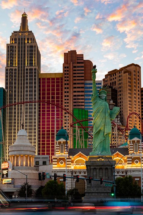 New York Las Vegas, America Photography, Fine Art America Photography, Statue Of Liberty New York, Las Vagas, New York Hotel, Usa University, Vegas Theme, Liberty New York