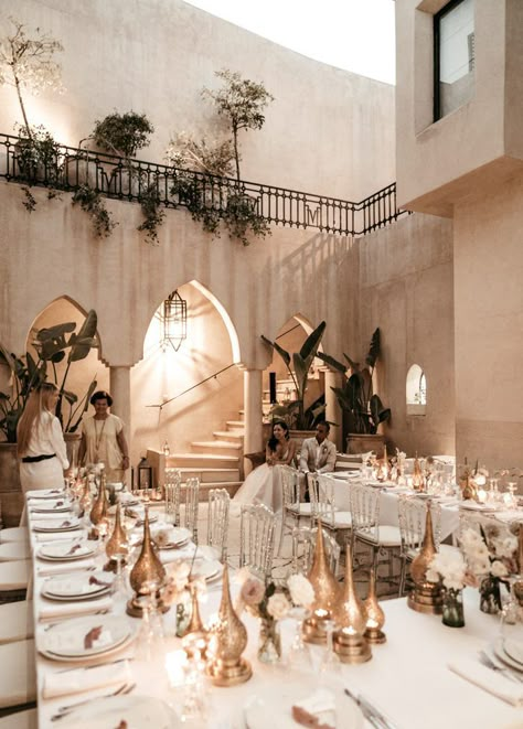 This Moroccan Wedding Adventure Has Cacti, Sand Dunes, and Plenty of Glamour Morroco Wedding Decor, Moroccan Wedding Centerpieces, Moroccan American Wedding, Neutral Moroccan Decor, Moroccan Event Decor, Vintage Moroccan Wedding, Morocco Wedding Decor, Dubai Wedding Decoration, Moroccan Inspired Wedding