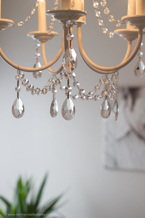 You can make your own DIY crystal chandelier. This site shows you how! #easydiy #diy #decor Chandelier Aesthetic Vintage, Diy Chandelier Ideas Upcycling, Diy Crystal Chandelier, Diy Chandelier Ideas, Chandelier Diy Crystal, Homemade Chandelier, Diy Chandelier Lamp, Diy Chandeliers, How To Make A Chandelier