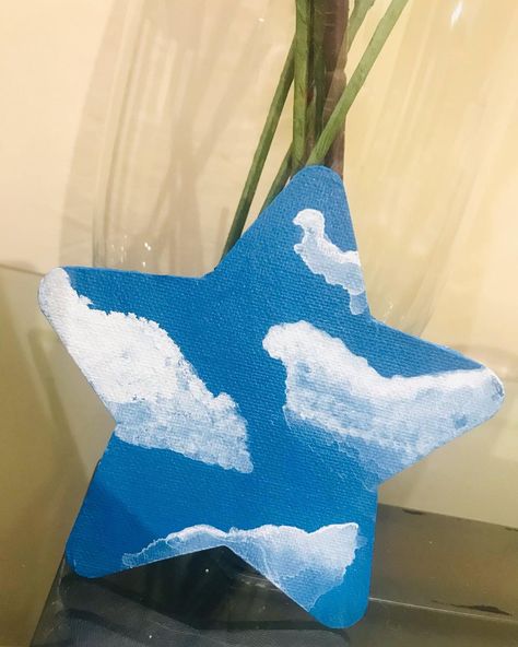 Himanshi Rai on Instagram: “The sky is the soul of all scenery☁️💙 . . Material used Mini star shaped canvas- @itsybitsycraftstore Paint brushes- @camlin_official…” Star Shaped Canvas Painting, Star Canvas Painting, Star Painting Ideas, Market Painting, Star Ideas, Cool Life, Cardboard Painting, Simple Acrylic, Star Painting