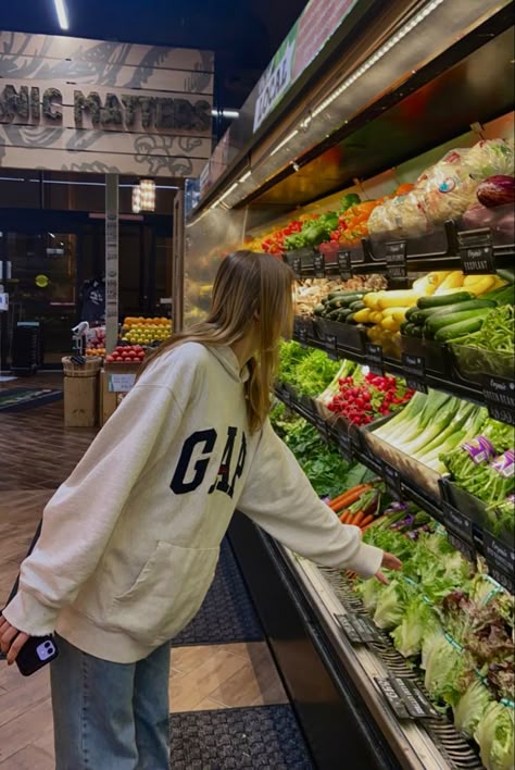 girl, grocery store, vegetables, fruit, gap hoodie, blue jeans, shopping, greens, aesthetic, healthy, vegetarian Gap Sweatshirt Outfit Aesthetic, Gap Aesthetic Outfit, Gap Jacket Outfit Aesthetic, Gap Outfits Aesthetic, Gap Hoodie Outfit Woman, Gap Hoodie Aesthetic, Gap Sweatshirt Outfit, Hoddies Outfits Woman, 90s Photo Shoot