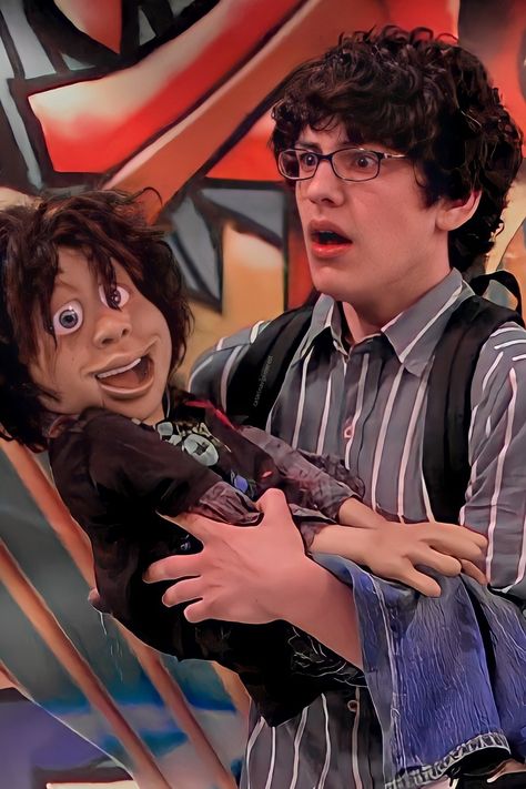 Robbie Shapiro Icons Robbie Shapiro Icons, Robbie Victorious, Andre Harris, Robbie Shapiro, Matt Bennett, Icarly Victorious, Victorious Nickelodeon, Icarly And Victorious, My Type Of Guy