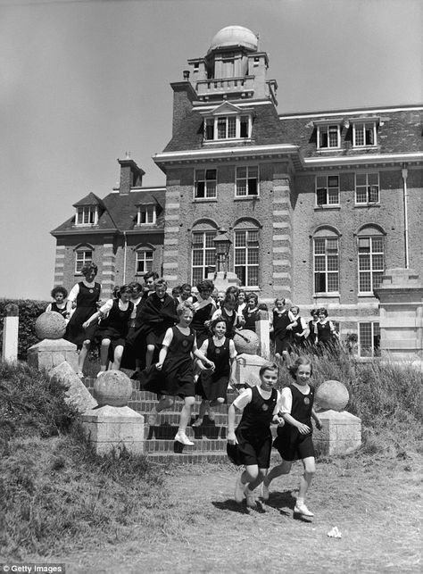 Girls Boarding Schools, Academic Aesthetic, Boarding Schools, Economic Model, Vintage School, Boarding School, School Time, Vintage Portraits, School Life