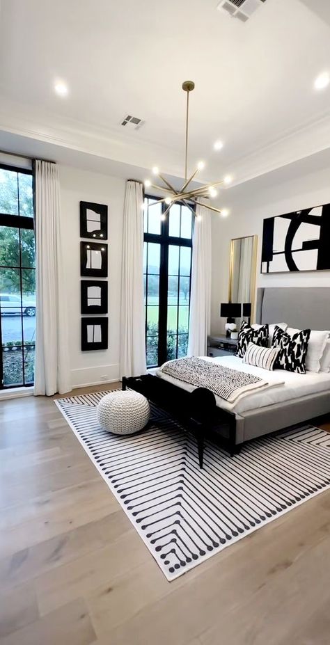 Modern White And Black Bedroom, Modern Black And White House Interior, Black And White Aesthetic House Interior, Black And White Theme House, Black And White Home Design, Black And White House Aesthetic, White And Black House Interior Design, Black And White Home Aesthetic, Black And White House Decor