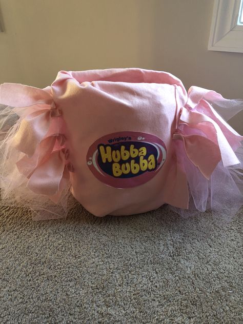 Hubba Bubba Costume, Bubble Gum Costume, Halloween Costumes You Can Make, Bubble Yum, Hubba Bubba, Pink Bubbles, Wear Pink, Bubble Gum, Costume Ideas