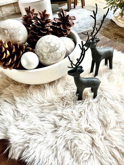 Holiday Coffee Table Decor, Yule Winter Solstice, Christmas Vignettes, Fur Decor, Winter Coffee, Christmas Runner, Goth Wedding, Coffee Table Styling, Holiday Coffee