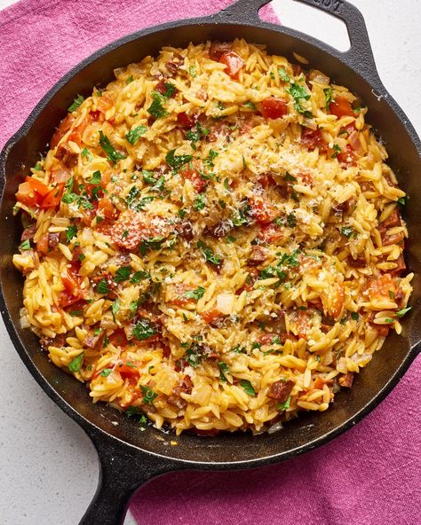 Cheesy Tomato Chorizo Orzo Skillet | Kitchn Chorizo Orzo, Cheesy Orzo, Orzo Skillet, Orzo Dishes, Spanish Chorizo, Quick Cooking Recipes, Orzo Recipes, Stove Top Recipes, One Pot Dinners