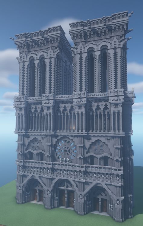 Work in progress - I will post the next part when it will be finished - Original build based on real pictures of the monument. Minecraft Monuments, Minecraft Monument, Paris Buildings, Minecraft Server, Building Games, Minecraft Buildings, Real Pictures, Second Life, Work In Progress