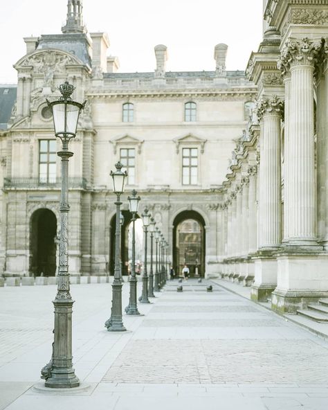 Early light at the @museelouvre on film ❤️ #paris #louvre #thefindlab Paris France Photography, Urban Home Decor, Paris Louvre, Quiet Morning, Turned Art, Lamp Posts, Decor Large Wall, Medium Format Camera, France Photography