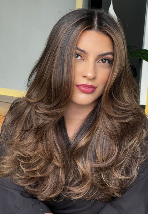 espresso hair color, dark hair color, hair color trends, hair color trends 2024 Dark Brown Global Hair Colour, Hair Streaks For Brown Hair, Global Hair Color For Indian Skin Tone, Indian Skin Hair Color, Global Hair Colour, Espresso Con Panna, Hair Color For Dark Skin Tone, Espresso Hair, Global Hair Color