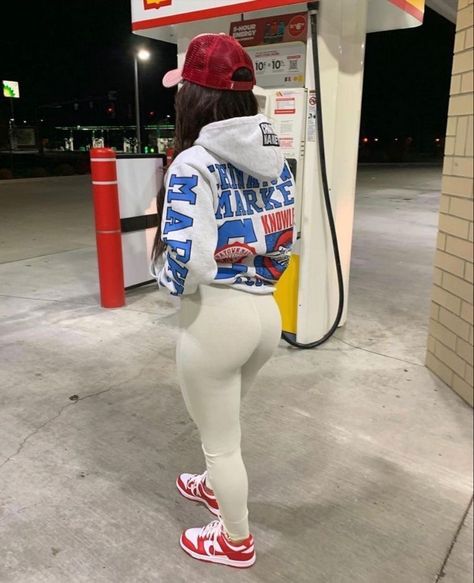 Mode Zara, Gas Pump, Chill Fits, Swag Outfits For Girls, Tomboy Style Outfits, Chill Outfits, Looks Street Style, Cute Swag Outfits