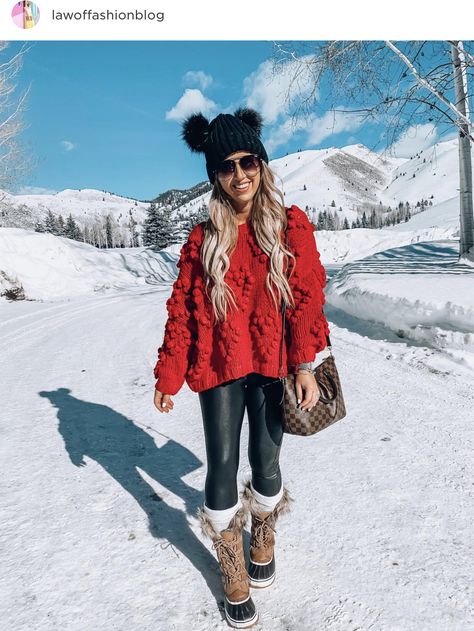 Snow Outfits For Women, Utah Outfits, Cold Weather Leggings, Snow Day Outfit, Country Concert Outfits, Chic Capsule Wardrobe, Winter Outfits Snow, Festival Outfits Women, Winter Fashion Outfits Casual