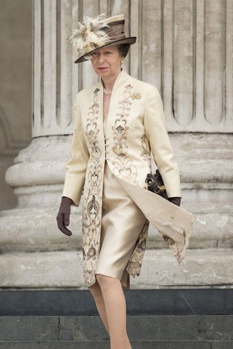 Anne Princess Royal, Princesa Anne, Royal Family Pictures, Princesa Real, Trooping The Colour, Rainha Elizabeth Ii, English Royal Family, English Royalty, Elisabeth Ii