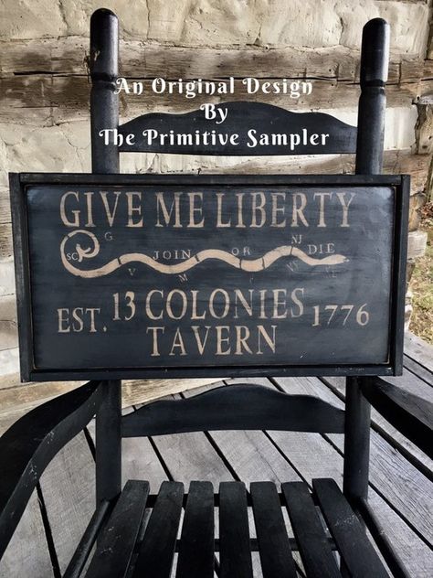 Colonial Tavern, Tavern Room, Art Coffee Shop, Tavern Sign, Colonial Modern, Primitive Country Homes, Primitive Painting, Wood Craft Patterns, Give Me A Sign