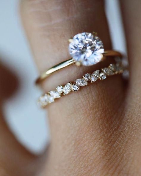 Best Engagement Rings, Dream Engagement Rings, Unique Wedding Bands, Moissanite Wedding Rings, Round Moissanite, Wedding Set, Rings Simple, Gold Engagement Rings, Ring Wedding