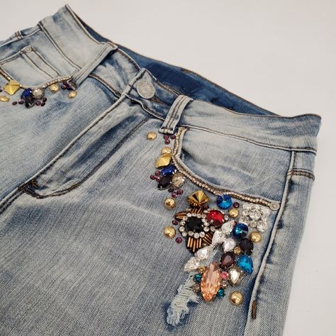 Jeweled Jeans, Bedazzled Jeans, Mood Sewciety, Embellished Clothing, Timeless Luxury, Denim Crafts, Embellished Denim, Denim Diy, Embellished Jeans