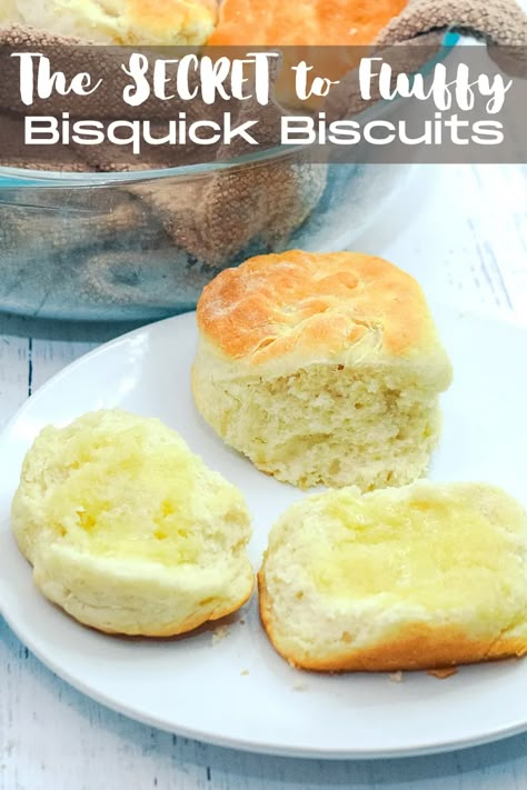 Roll Biscuits Recipe, Quick Easy Bisquick Recipes, Homemade Bisquick Biscuits, Bread From Bisquick, Bisquick Dinner Rolls, Bisquick Rolled Biscuits, Biscuit Recipe Bisquick, Bisquick Biscuits Recipe, Recipe Using Bisquick