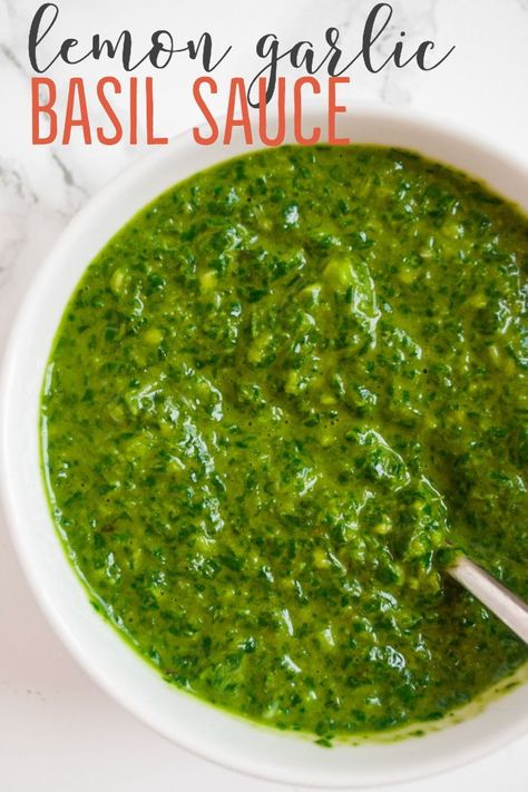 Healthy Sauce, Flavored Butters, Basil Pesto Recipes, Flexitarian Diet, Basil Recipes, Vegetarian Foods, Basil Pasta, Grilled Meats, Basil Sauce