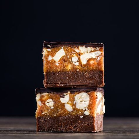 Snickers Slice. Simple, delicious and free from gluten, grains, dairy, egg and refined sugar. Enjoy. Australian Cafe, Snickers Slice, Healthy Snickers, Raw Treats, Healthy Chocolate Recipes, Brazil Nut, Slice Recipe, Sweet Potato Slices, Sugar Free Treats