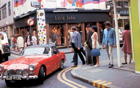 Apple Boutique, 60s London, 1960s London, Lord John, Swinging 60s, Swinging London, Carnaby Street, London History, Soho London