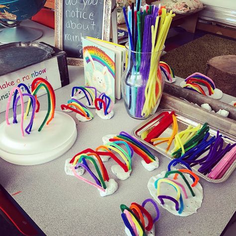 Rainbow Lessons, Weather Activities Preschool, Science Art Projects, Spring Science, Preschool Weather, Rainbow Activities, Weather Theme, Preschool Centers, Mary Mary