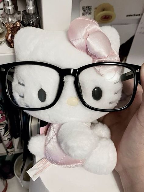 hello kittle aesthetic hello kitty pfp Tiktok Pfp Ideas Hello Kitty, Hello Kitty Gc Pfp, Hello Kitty Wearing Glasses, Hello Kitty With Glasses Pfp, Hello Kitty Pictures Y2k, Hello Kitty Black Aesthetic, Hello Kitty Core Aesthetic, Hello Kitty Grills, Hello Kitty Profile Pic