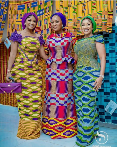 Serwaa Amihere Dresses Kente, Ghana Kente Dress Styles, Kente Top Styles, Northern Kente Styles Ghana, Kaba Styles Ghanaian, Kente Styles Ghana Women, Ghana Fashion Kente, Samira Bawumia Dresses, Serwaa Amihere Dresses