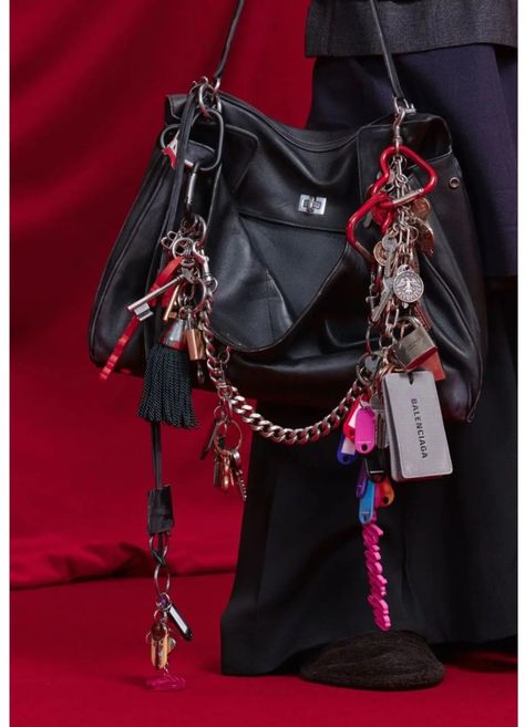 Balenciaga Spring, Accessorize Bags, Power Dressing, Kaia Gerber, Jane Birkin, Bags Aesthetic, Handbag Charms, 2024 Trends, Bag Charms