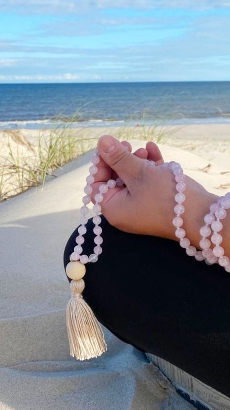 Mala Beads Aesthetic, Prayer Vision Board, Peaceful Meditation, Gonna Be Alright, 108 Bead, Yoga Fashion, Mala Necklace, Mala Beads, Mens Accessories Fashion