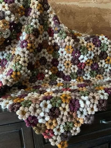 Crochet Flower Blanket, Hantverk Diy, Temperature Blanket, Crocheted Blanket, Crochet Blanket Designs, Flower Blanket, Crochet Patterns Free Blanket, Moss Stitch, Haken Baby