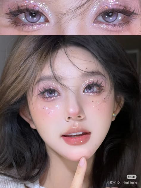 Douyin Halloween, Chinese Eye Makeup, Eyelash Looks, Chicago Makeup, Grwm Aesthetic, Fashion Show Makeup, Concert Makeup, Sparkly Makeup, Rhinestone Makeup