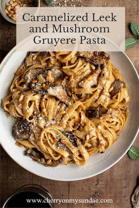 Gruyere Pasta, Mushroom Gruyere, Salad Pasta, Pasta Dinner Recipes, Pasta Pasta, Mushroom Recipes, Tortellini, Leeks, Vegetarian Dishes