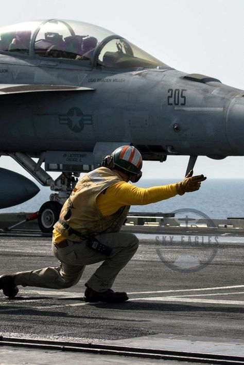 Flight Deck Aircraft Carrier, Navy Fighter Pilot Aesthetic, Jet Fighter Pilot, Naval Aviator, Harry S Truman, Military Aesthetic, Navy Aircraft Carrier, Airplane Fighter, Super Hornet