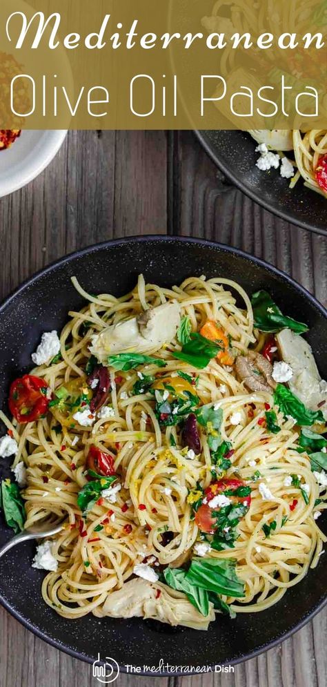 Pasta Diet, Olive Oil Pasta, Light Pasta Dishes, Mediterranean Diet Recipes Dinners, Oil Pasta, Pasta Simple, Mediterranean Recipes Healthy, Mediterranean Diet Food List, Light Pasta