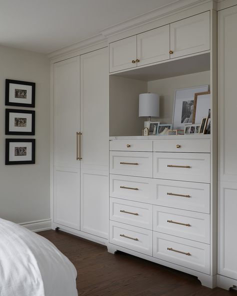 Built In Bedroom Cabinets, Bedroom Built Ins, Bedroom Built In Wardrobe, Built In Dresser, Closet Renovation, Bedroom Cabinets, Wall Closet, Closet Remodel, Build A Closet