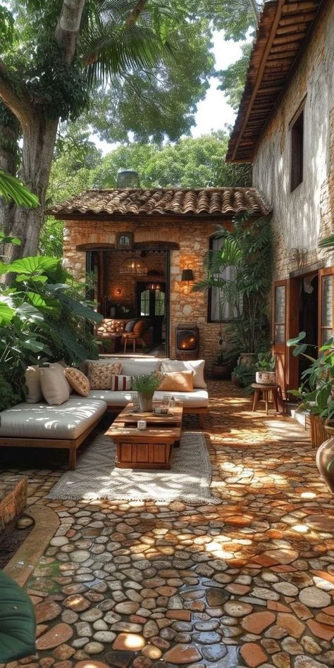 Vertical Gardens, Have Inspiration, Outdoor Patio Decor, Multifunctional Furniture, Small Patio, Backyard Patio Designs, Style At Home, Dream House Exterior, Outdoor Rooms