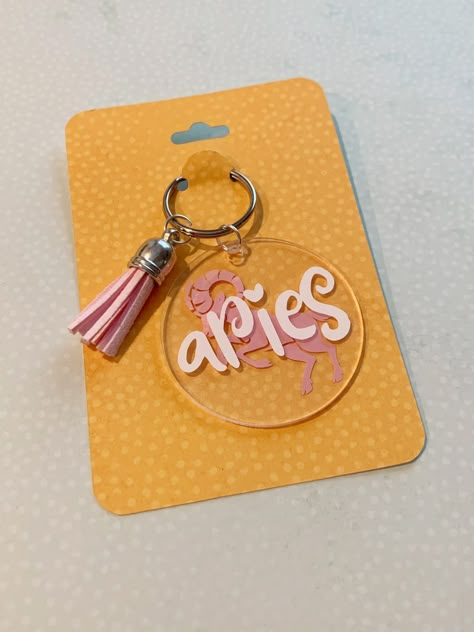 Aries Acrylic Keychain Acrilyc Keychain Cricut, Aries Keychain, Keychains To Sell, Round Acrylic Keychain Ideas, Cricut Mirror, Cricut Notebook, Glass Vinyl Ideas, Notebook Design Diy, Acrylic Key Chains