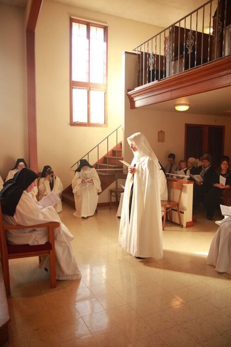 A Day Within the Walls: Cistercians — Cloistered Life Catholic Nun Aesthetic, Convent Aesthetic, Convent Life, Cloistered Nuns, Prayer For Studying, Choir Uniforms, Catholic Core, Jesus Father, Catholic Aesthetic